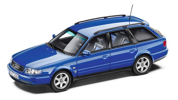 1:43 - Audi S6 Plus 1:43 синий